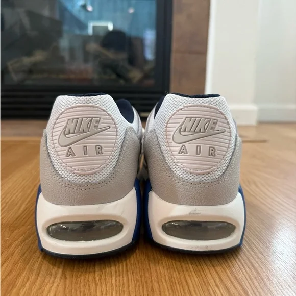 Nike Air Max White Blue Black Men’s Size 11.5 Sneakers NWOT - Picture 3 of 8